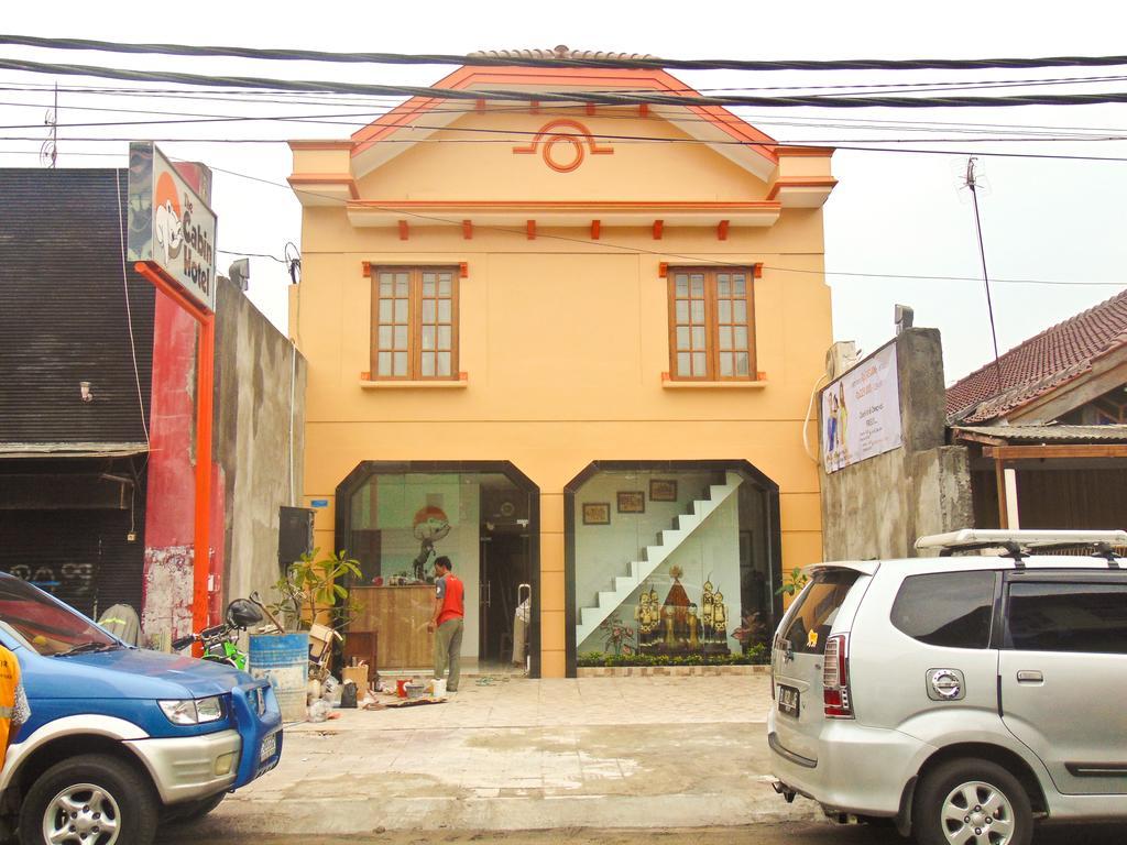 Cabin Hotel Bhayangkara Jogjacarta Exterior foto