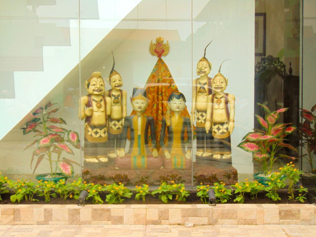 Cabin Hotel Bhayangkara Jogjacarta Exterior foto
